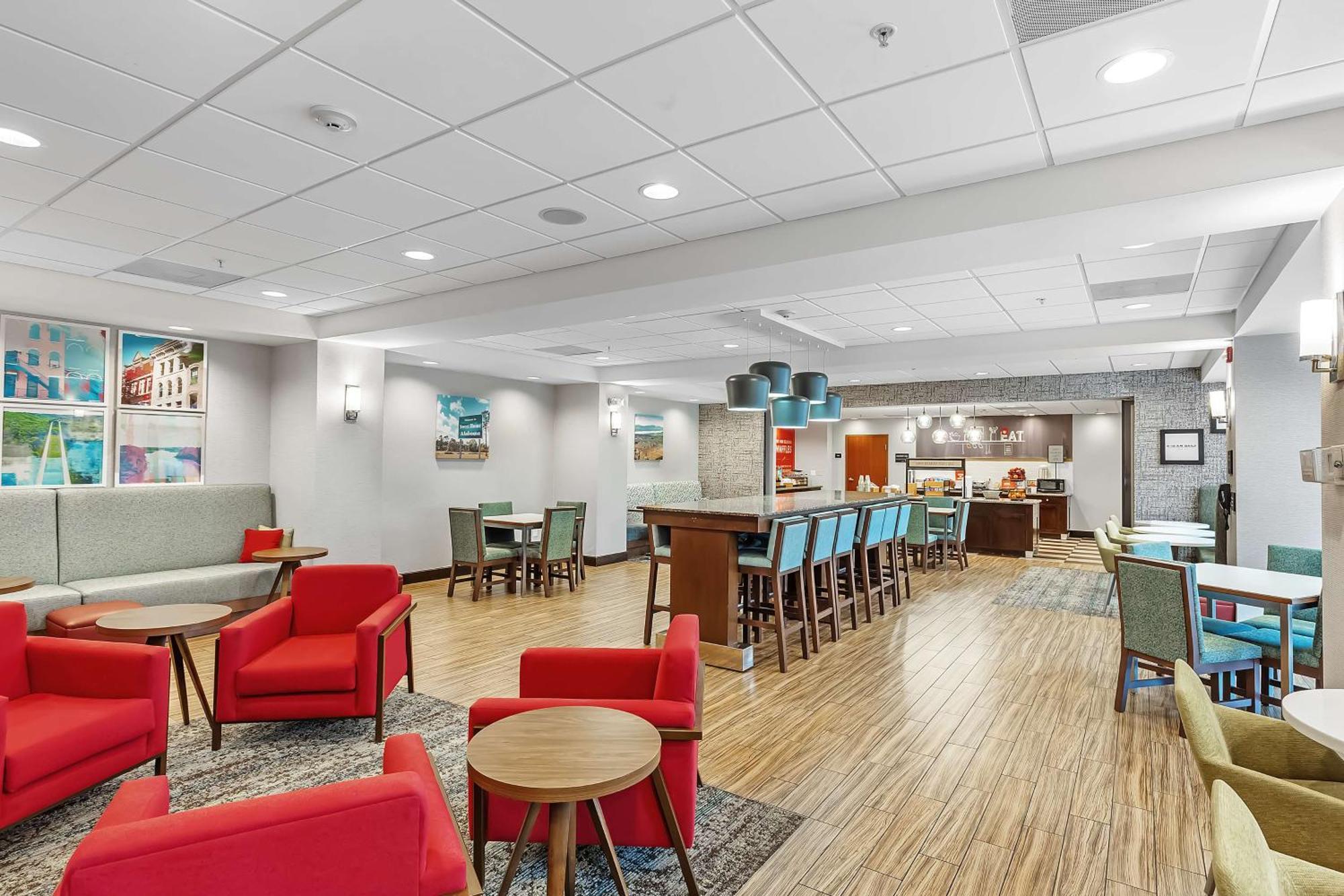 Hampton Inn - Атмор Экстерьер фото