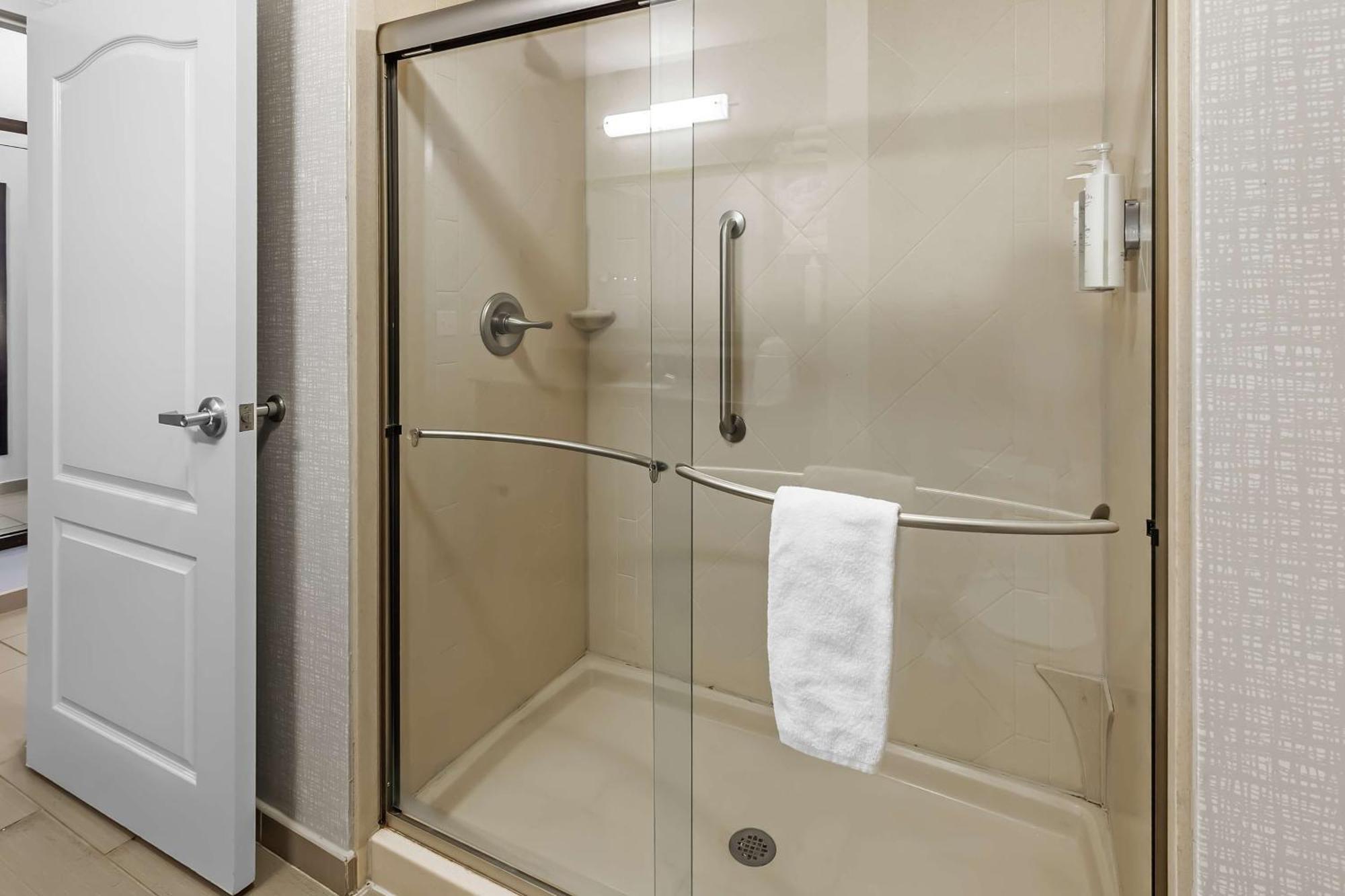 Hampton Inn - Атмор Экстерьер фото