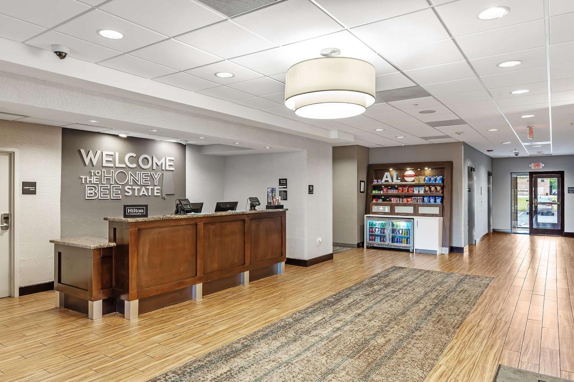 Hampton Inn - Атмор Экстерьер фото